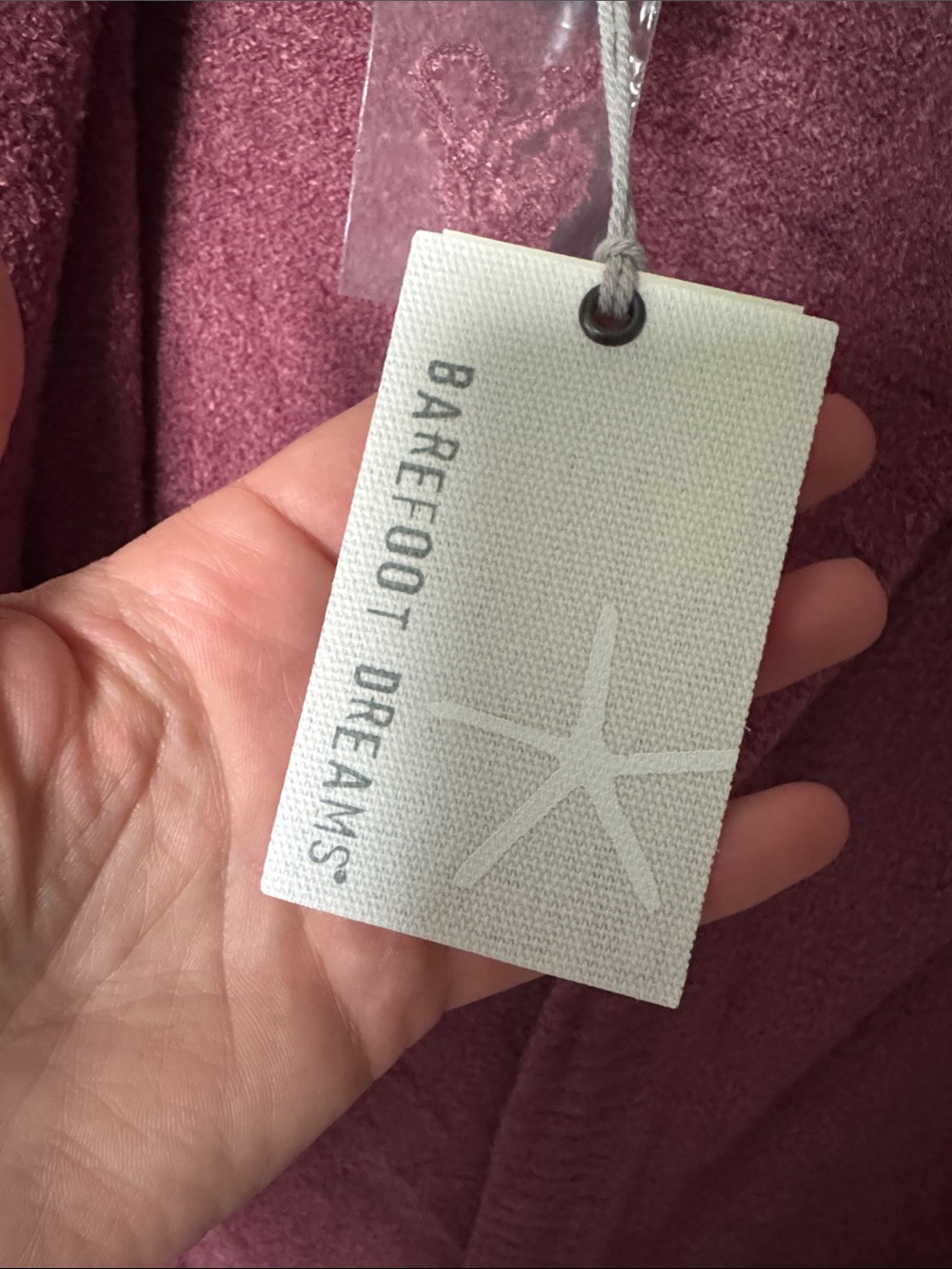 ✴️NWT✴️ Barefoot Dreams Open-Front Hooded Cardigan in Berry - Picture 2 of 6